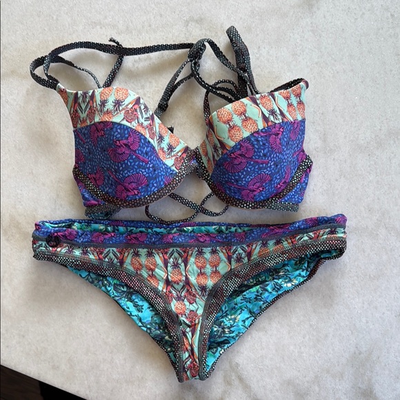 Colorful Patterned Bikini Set - Picture 1 of 7